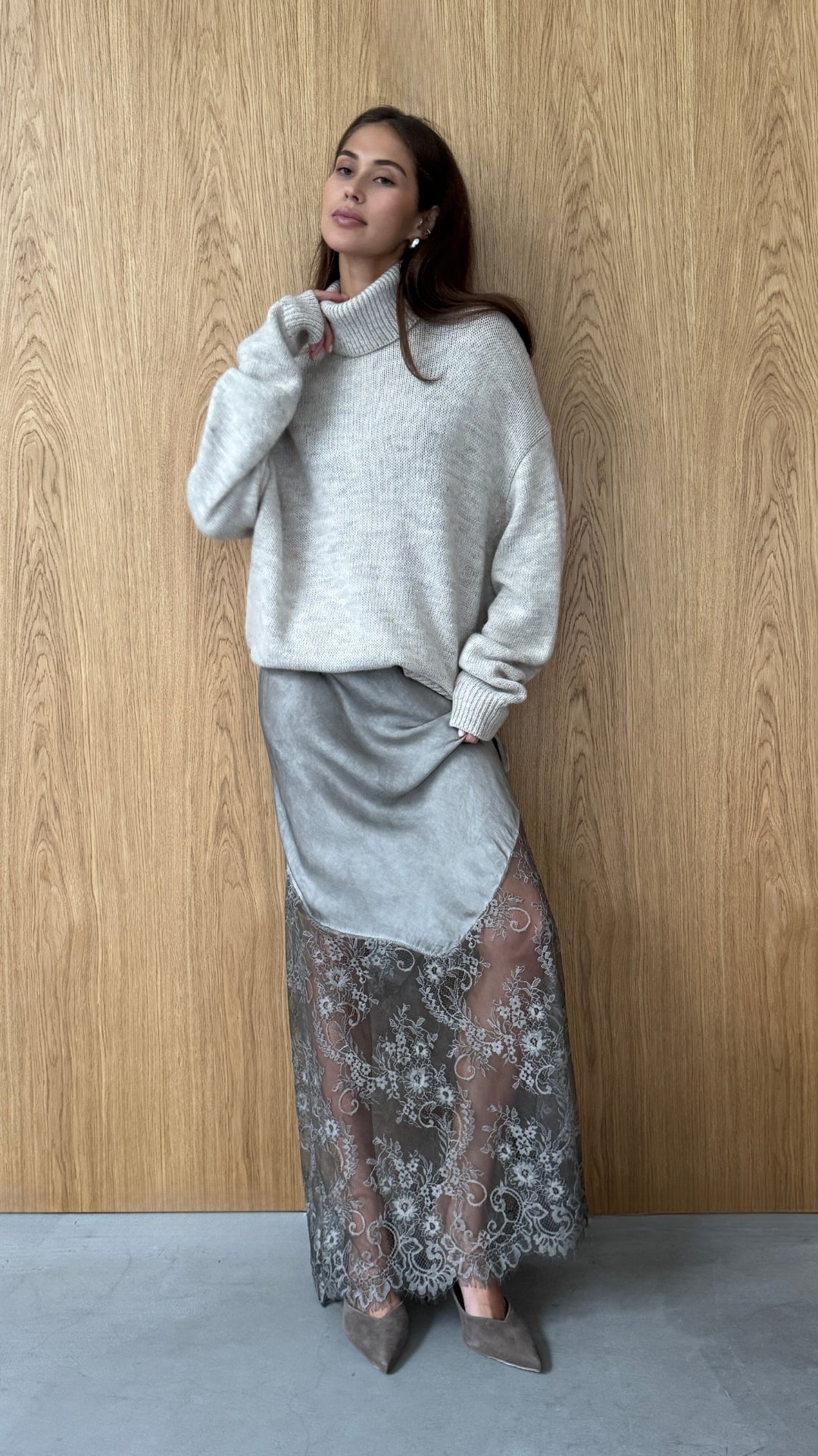 Solene Lace Skirt - Taupe