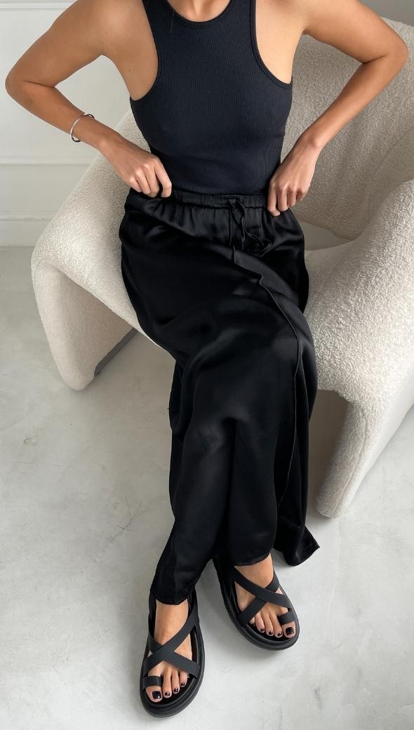 Phoebe Satin Skirt - Black