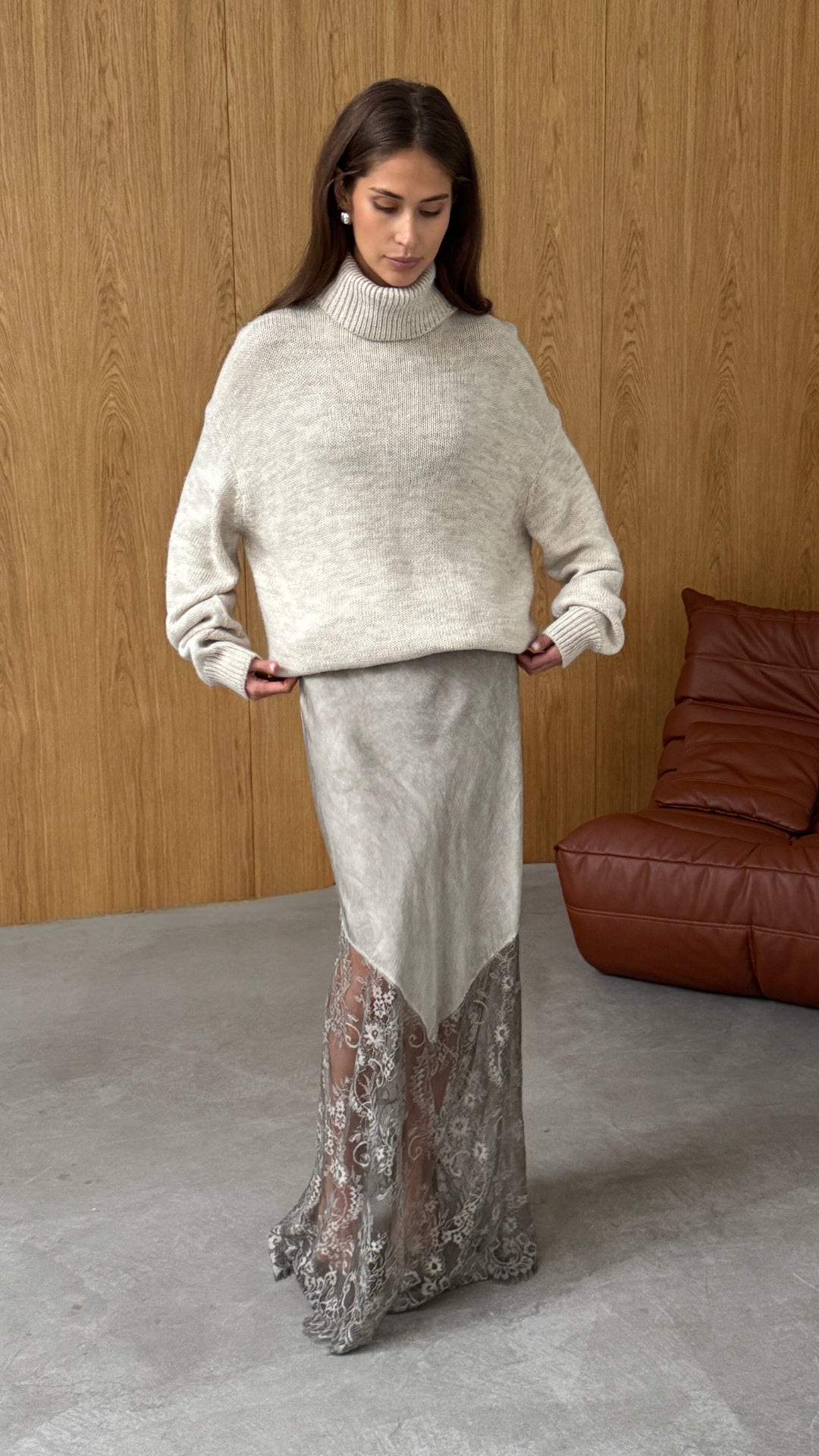 Solene Lace Skirt - Taupe