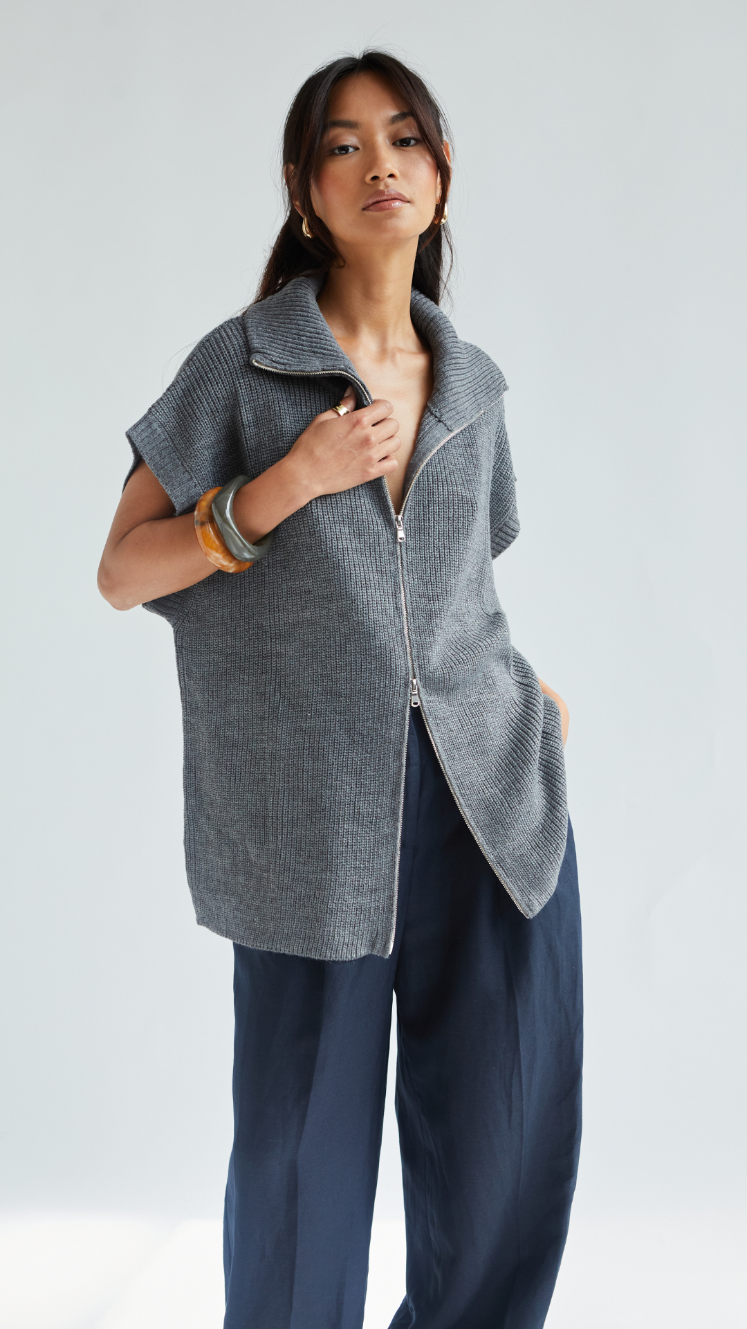 Millie Sleeveless Knit Cardigan - Grey