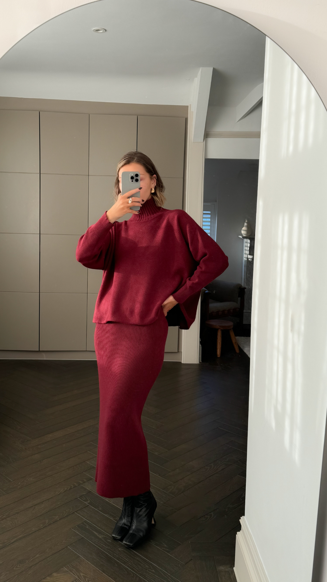 Alma Sweater - Dark Cherry