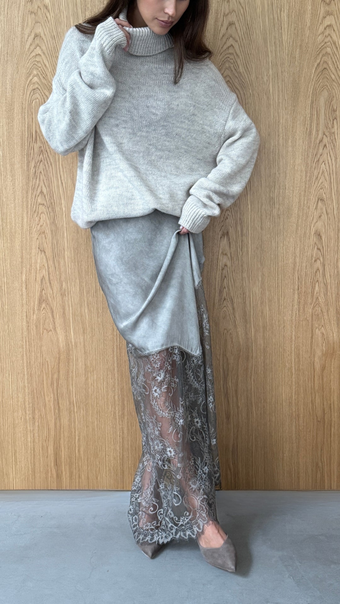 Solene Lace Skirt - Taupe