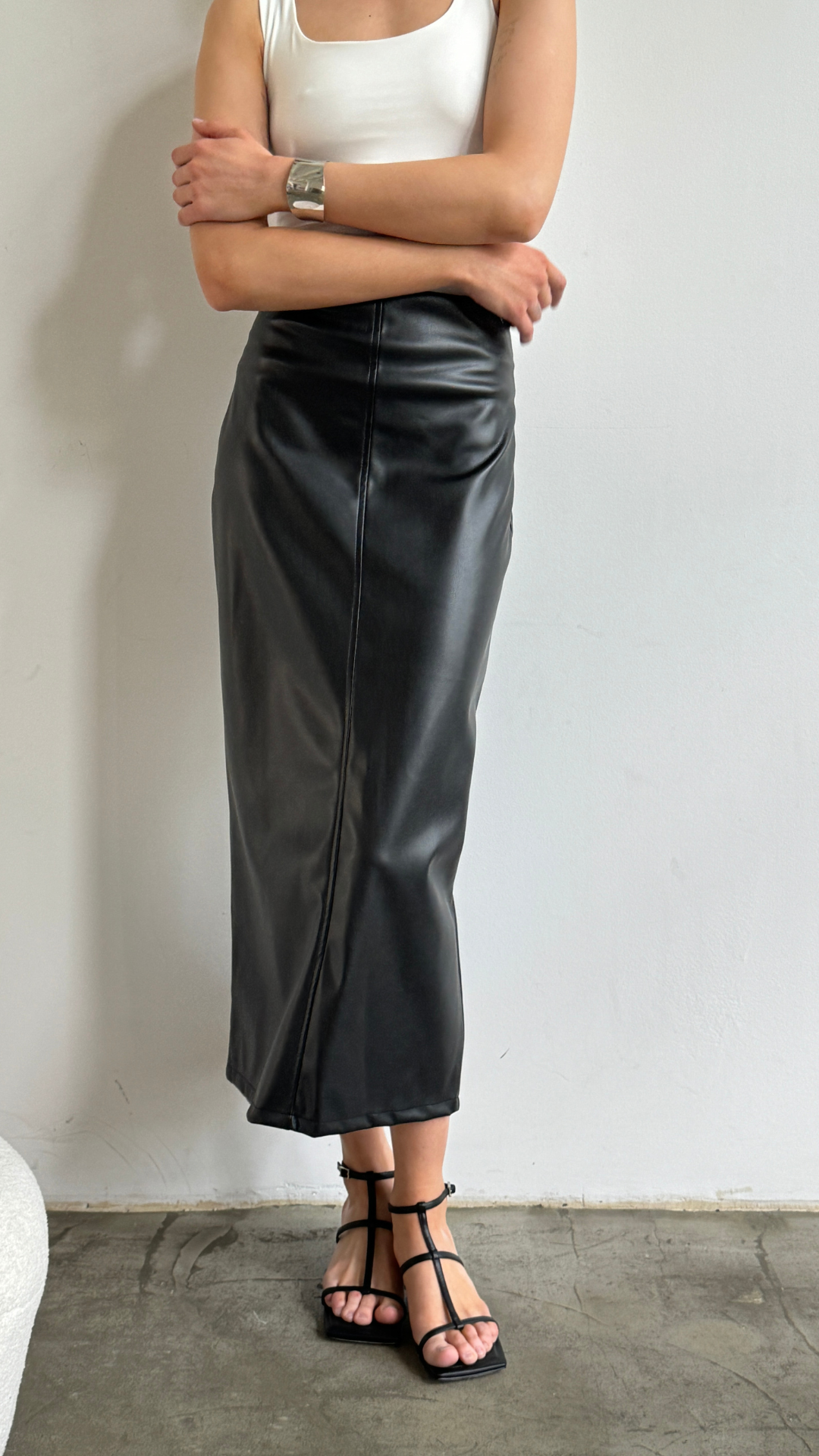 Riley Pencil Skirt - Black